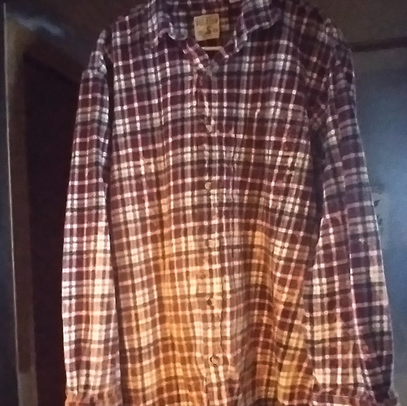 upcycled bleached flannel shirt w/ custom EXORCIST MOVIE back patch - Picture 3 of 4